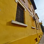 Quiet Tortellini Bed and breakfast 3*