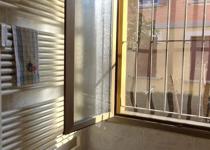 Quiet Tortellini Oda ve Kahvaltı 3*